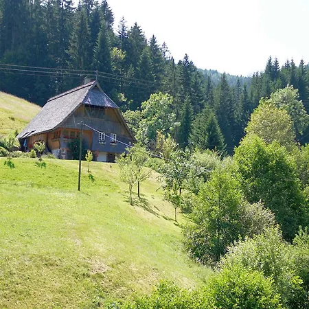 Gaestehaus Herrmann 招待所 特拉本特拉巴赫